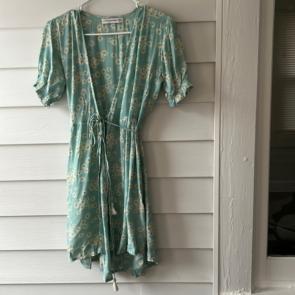 Faithful the Brand Blue Daisy Dress in Size US 4